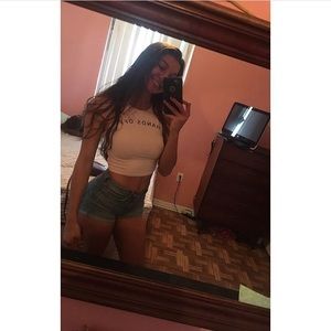 Meet your Posher, Alexis